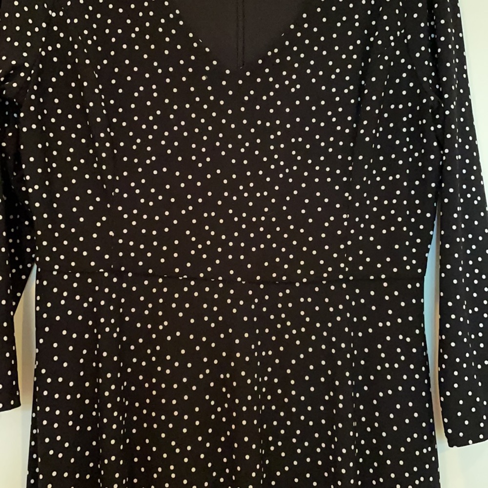 Dress - Picture 2 of 3